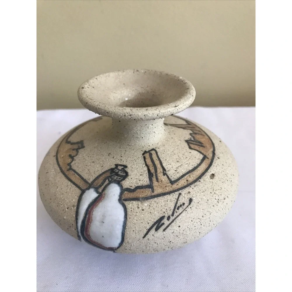 Vtg Signed Sand Pottery Bud‎ Vase Butte Mesas Pueblo Enameled